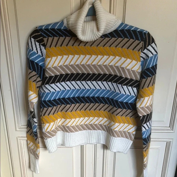 Chevron Patterned Turtleneck Sweater - Multicolor - Picture 1 of 7